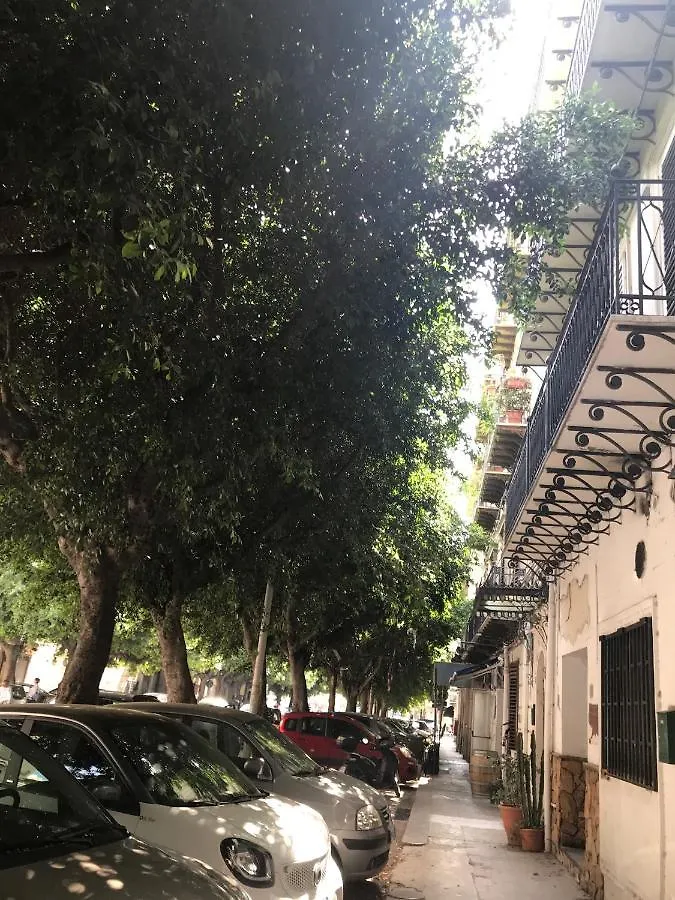 4 Passi Casa Vacanza Palermo Apartment