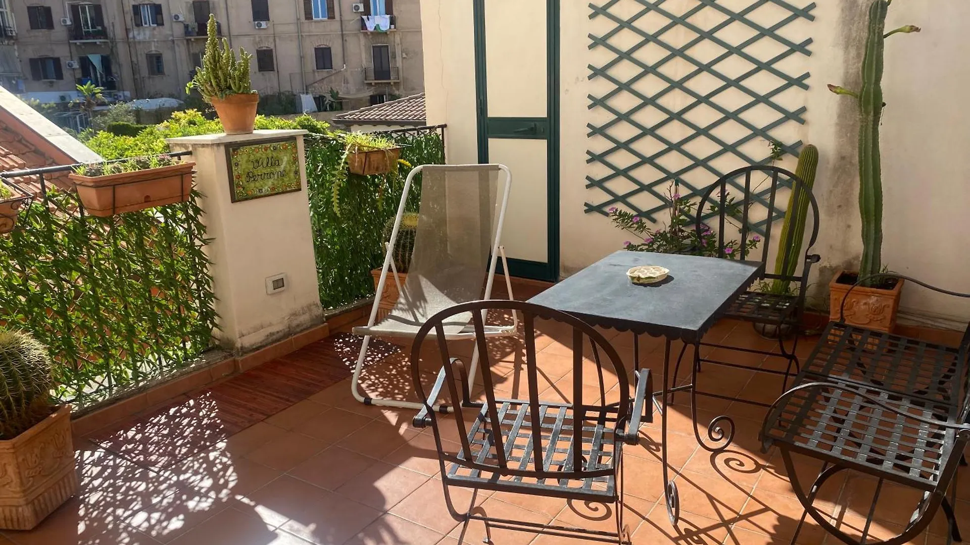 4 Passi Casa Vacanza Palermo 0*,