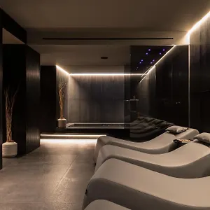 4* Otel Plaza Opera