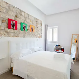 Stabile Apartment