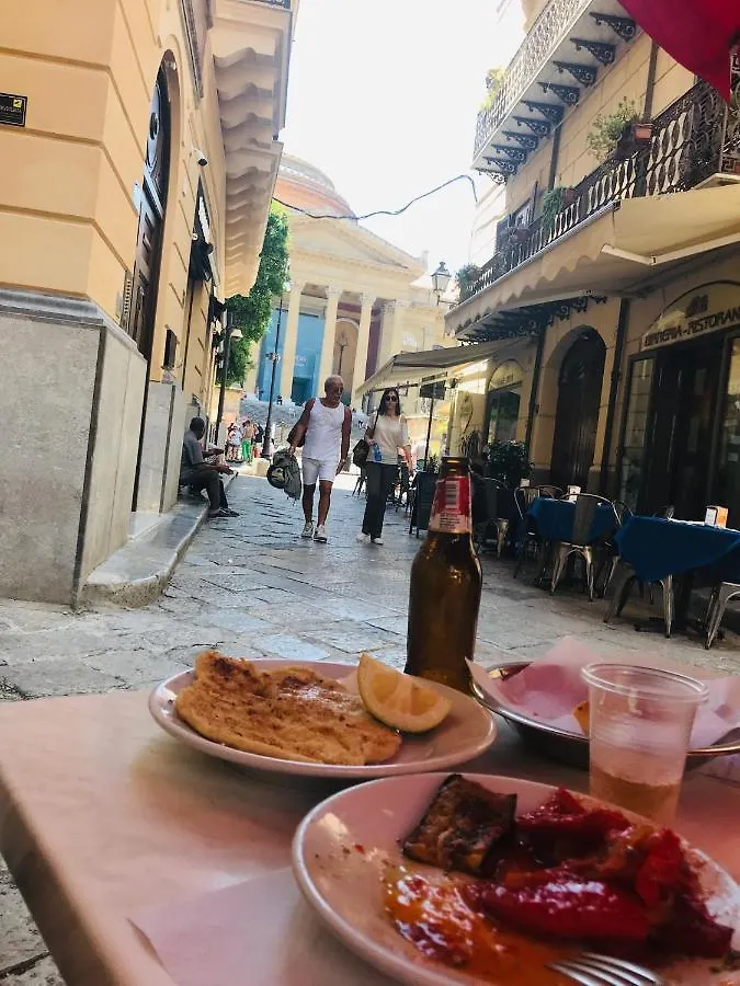 4 Passi Casa Vacanza Palermo 0*,